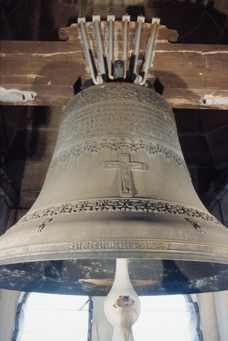 cloche dite Louise Anne Charlotte appelée aussi bourdon de la victoire