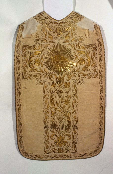 chasuble réversible (blanc et rouge) dit de Monseigneur Didiot, évêque de Bayeux