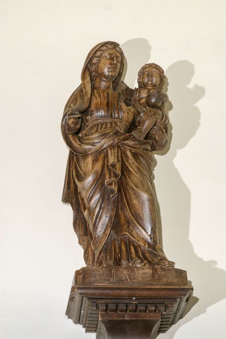 Statue : Vierge à l'Enfant