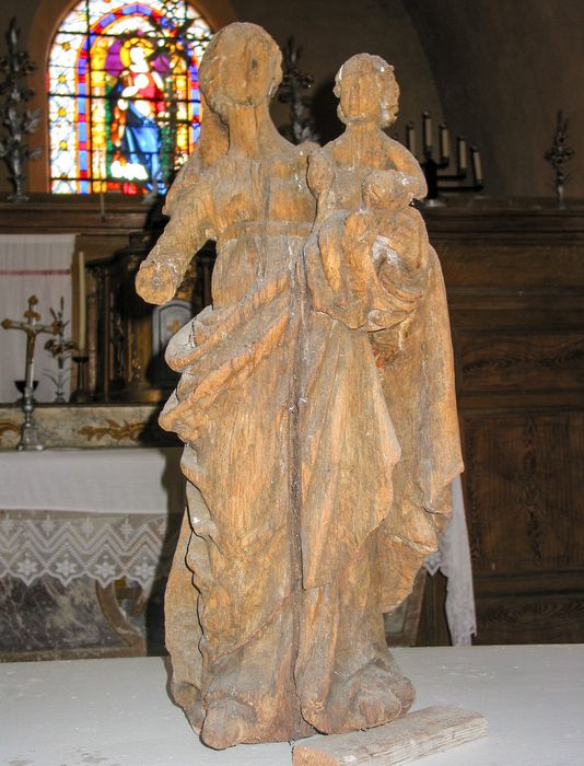 statue : Vierge à l'Enfant