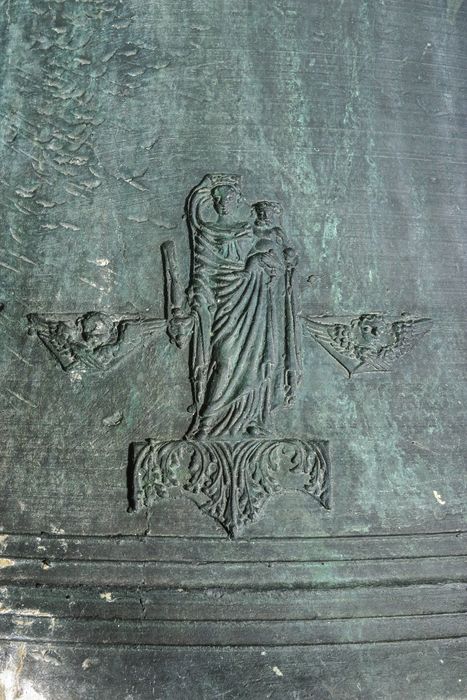 Cloche, détail