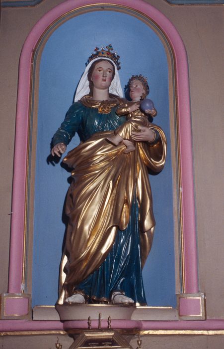 statue : Vierge à l'Enfant