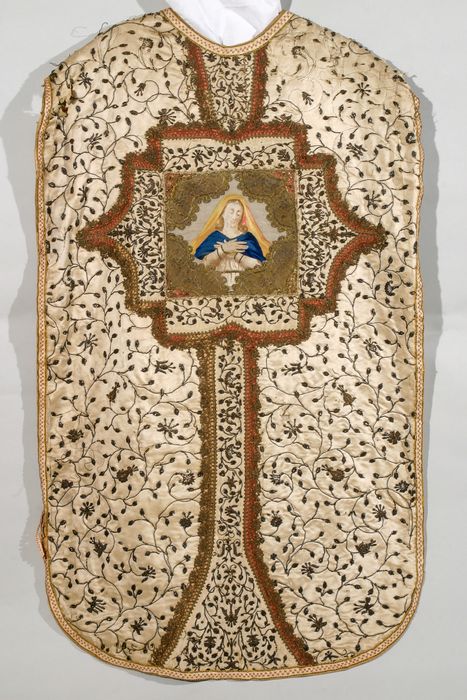 Chasuble blanche