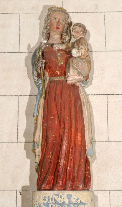 statue : Vierge à l'Enfant