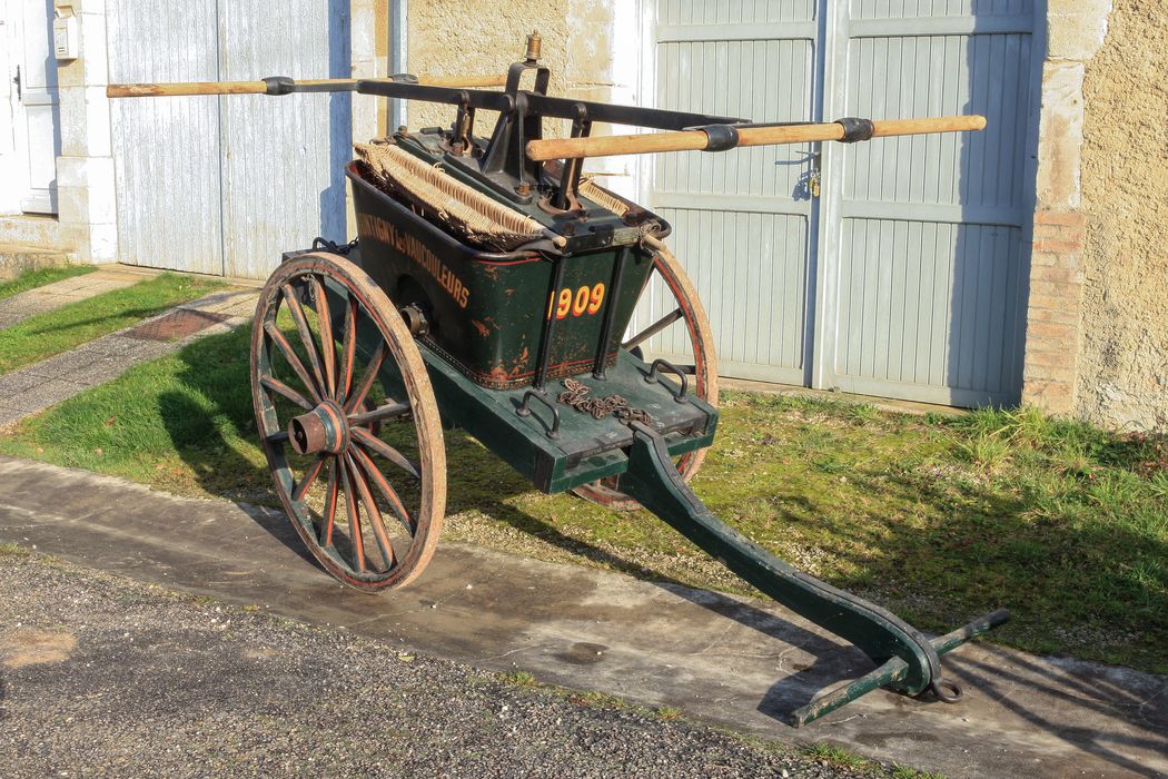 pompe hippomobile à deux roues