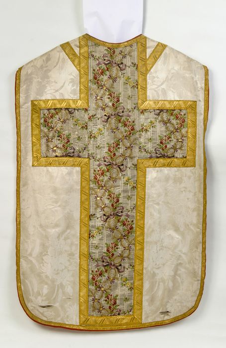 chasuble (ornement blanc)