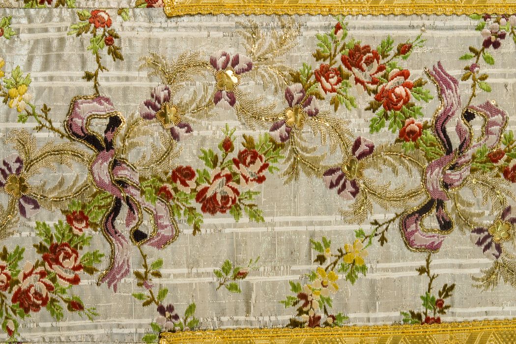 chasuble (ornement blanc), détail