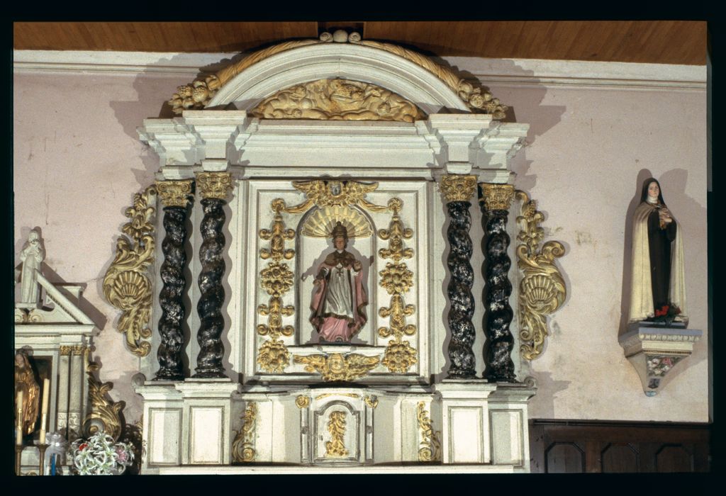 retable du maître-autel, statue : Saint Clément pape - © Ministère de la Culture (France), Conservation des antiquités et des objets d’art de la Meuse - Tous droits réservés