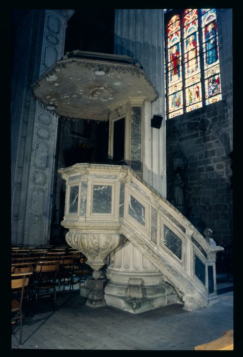 chaire à prêcher - © Ministère de la Culture (France), Conservation des antiquités et des objets d’art de la Meuse - Tous droits réservés