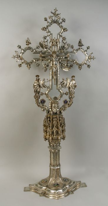 croix d'autel dite de Chambrun - © Ministère de la Culture (France), Conservation des antiquités et des objets d’art de la Meuse - Tous droits réservés