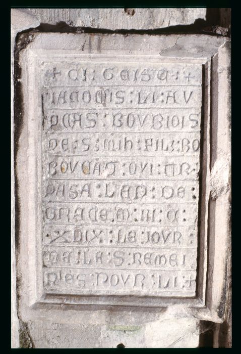 plaque funéraire de Jacomin, avocat - © Ministère de la Culture (France), Conservation des antiquités et des objets d’art de la Meuse – Tous droits réservés