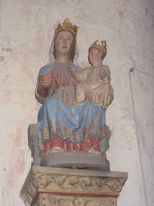 statue : Vierge à l'Enfant - © Ministère de la Culture (France), Conservation des antiquités et des objets d’art de la Meuse - Tous droits réservés