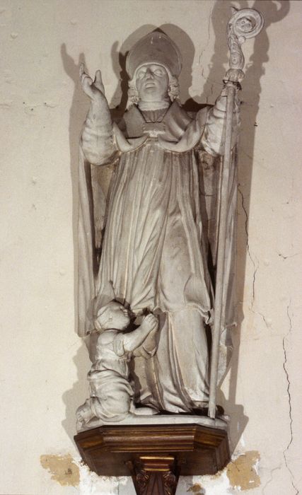 statue : Saint évêque