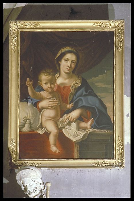 tableau, cadre : Vierge à l'Enfant (bénissant)  - © Ministère de la Culture (France), Conservation des antiquités et des objets d’art de la Meuse – Tous droits réservés