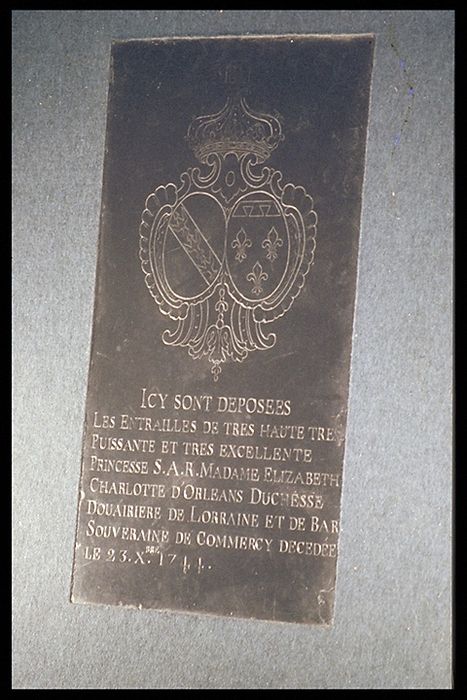 plaque funéraire d'Elisabeth Charlotte d'Orléans