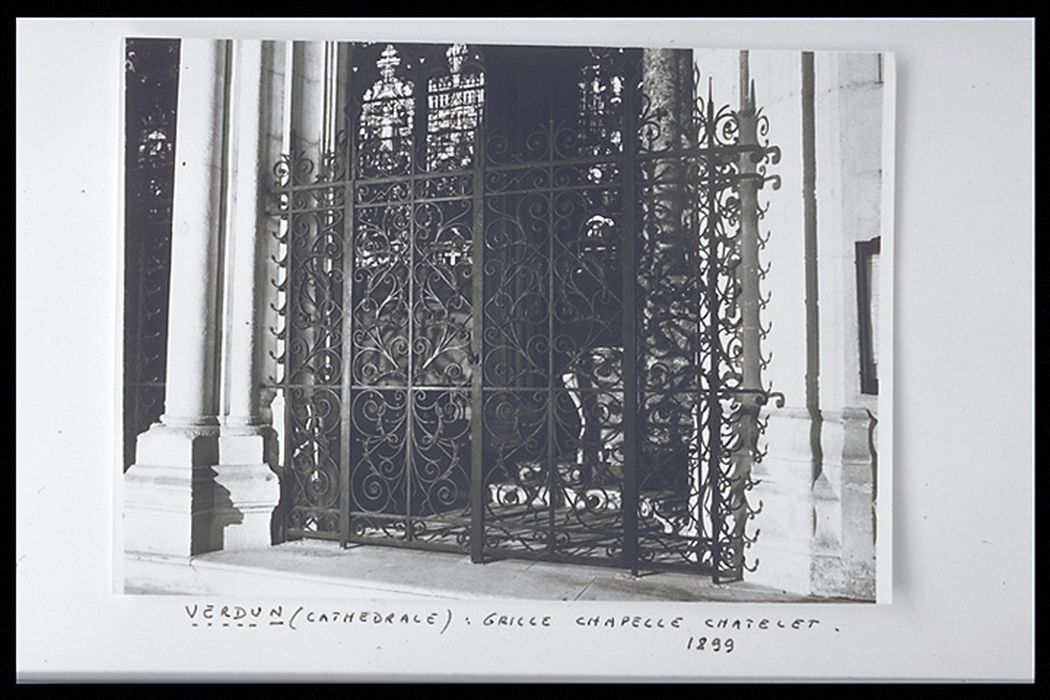 clôture de la chapelle dite du Chapelet (grilles) - © Ministère de la Culture (France), Conservation des antiquités et des objets d’art de la Meuse - Tous droits réservés