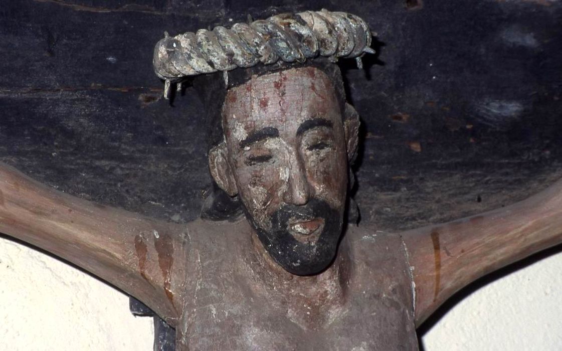 statue : Christ, détail - © Ministère de la Culture (France), Conservation des antiquités et des objets d’art du Morbihan, tous droits réservés