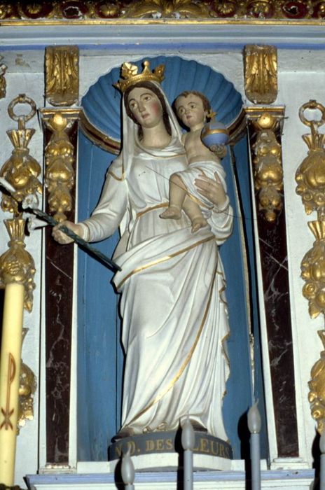 statue : Vierge à l'enfant
