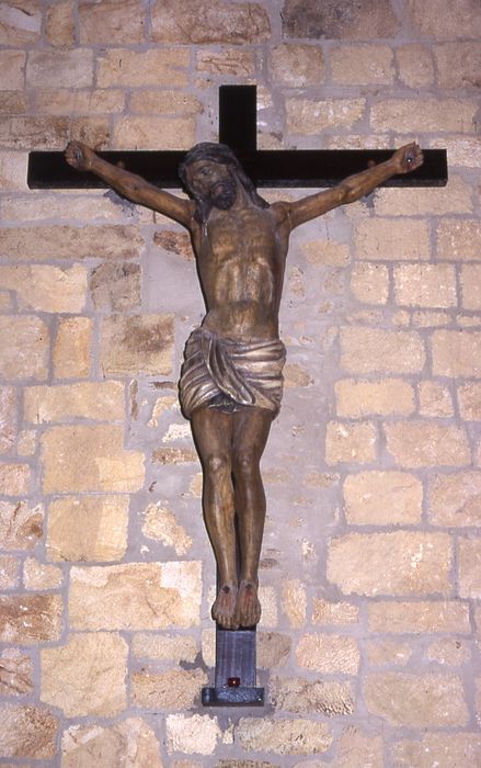 Statue : Christ en croix