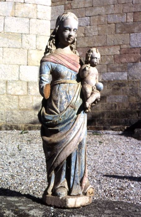 statue : Vierge à l'Enfant - © Ministère de la Culture (France), Conservation des antiquités et des objets d’art du Morbihan, tous droits réservés