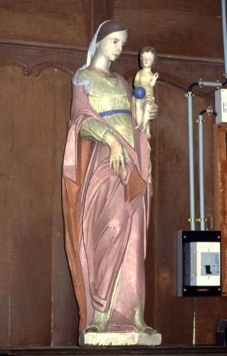 statue : Vierge à l'Enfant - © Ministère de la Culture (France), Conservation des antiquités et des objets d’art du Morbihan, tous droits réservés