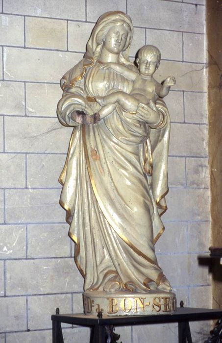 statue : Vierge à l'Enfant dite Notre-Dame de Bon Secours - © Ministère de la Culture (France), Conservation des antiquités et des objets d’art du Morbihan, tous droits réservés