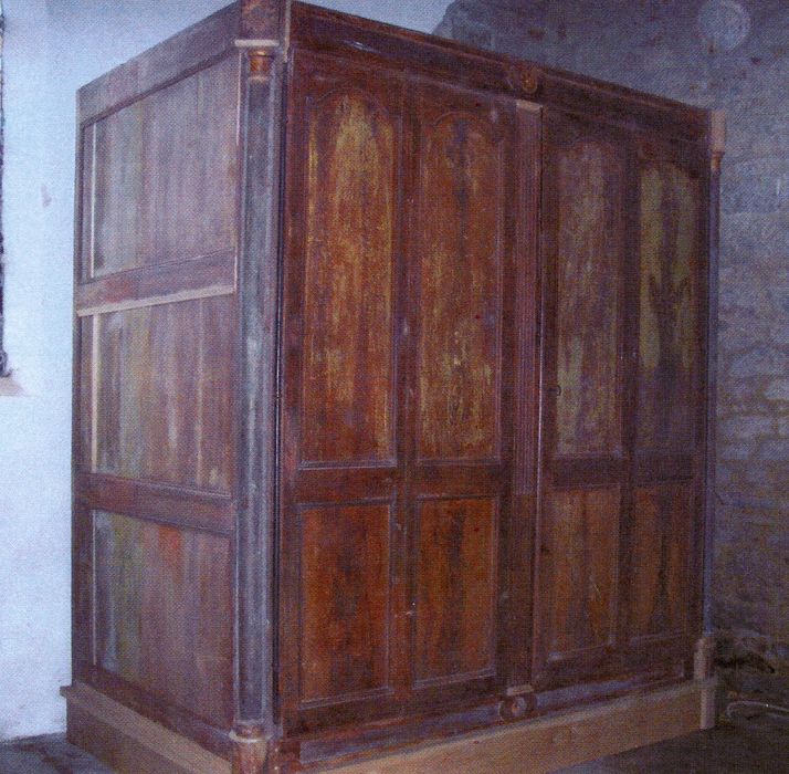 Armoire de la chapelle des bannières