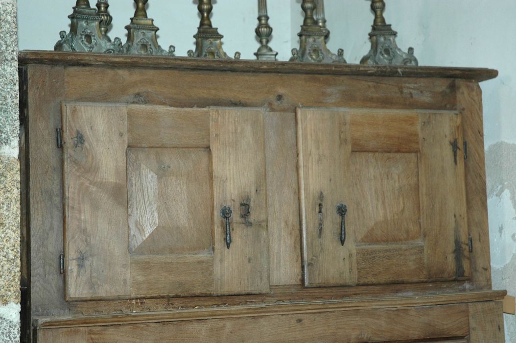 buffet de sacristie, ancien cabinet, vue partielle