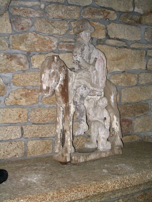 groupe sculpté : Charité de saint Martin n°1 - © Ministère de la Culture (France), Conservation des antiquités et des objets d’art du Morbihan, tous droits réservés