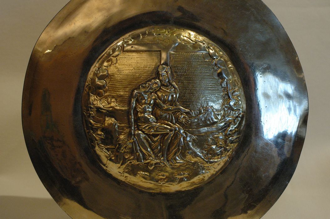 patène - © Ministère de la Culture (France), Conservation des antiquités et des objets d’art du Morbihan – Tous droits réservés