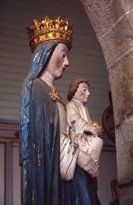 statue : Vierge à l'Enfant