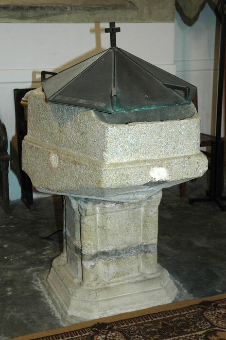 fonts baptismaux - © Ministère de la Culture (France), Conservation des antiquités et des objets d’art du Morbihan – Tous droits réservés