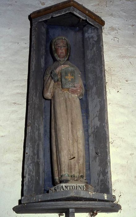 statue et sa niche : Saint Antoine - © Ministère de la Culture (France), Conservation des antiquités et des objets d’art du Morbihan – Tous droits réservés