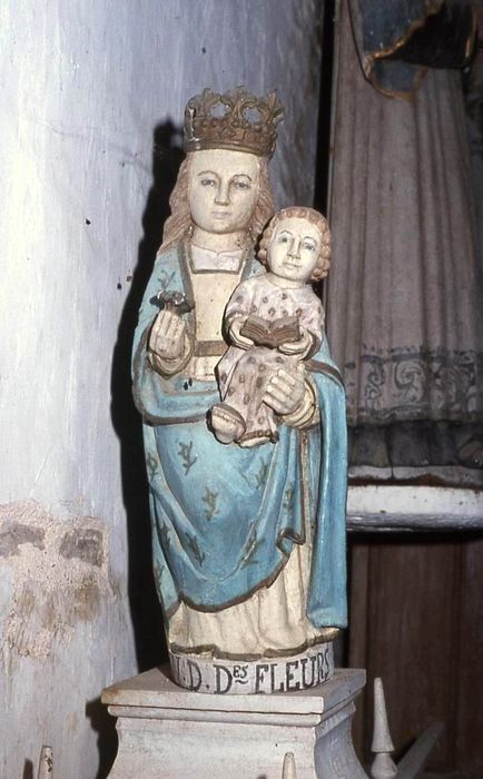 statue de procession : Notre-Dame des Fleurs - © Ministère de la Culture (France), Conservation des antiquités et des objets d’art du Morbihan – Tous droits réservés