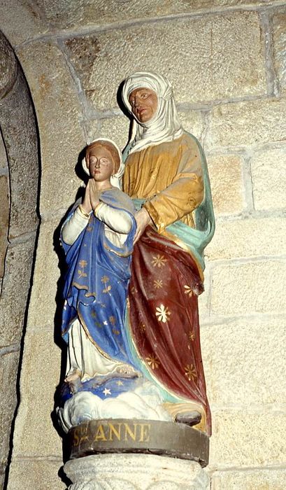 groupe sculpté : Education de la Vierge