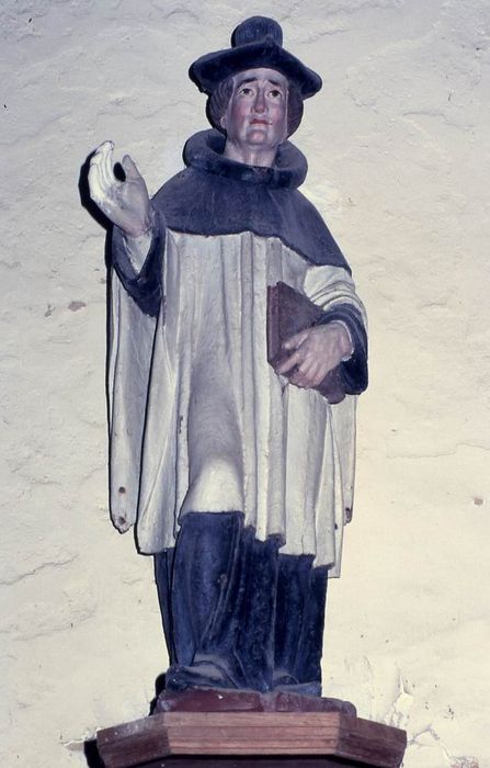 statue : Saint Yves - © Ministère de la Culture (France), Conservation des antiquités et des objets d’art du Morbihan – Tous droits réservés