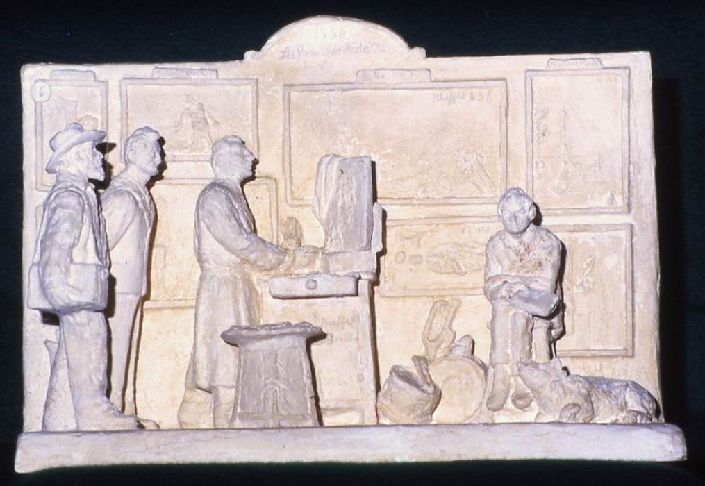 collection de trois-cent-quatorze sculptures, détail 