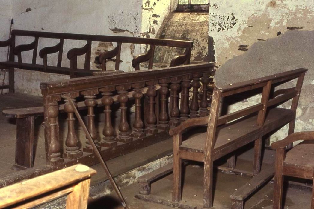 clôture de choeur (table de communion) et son tronc - © Ministère de la Culture (France), Conservation des antiquités et des objets d’art du Morbihan – Tous droits réservés