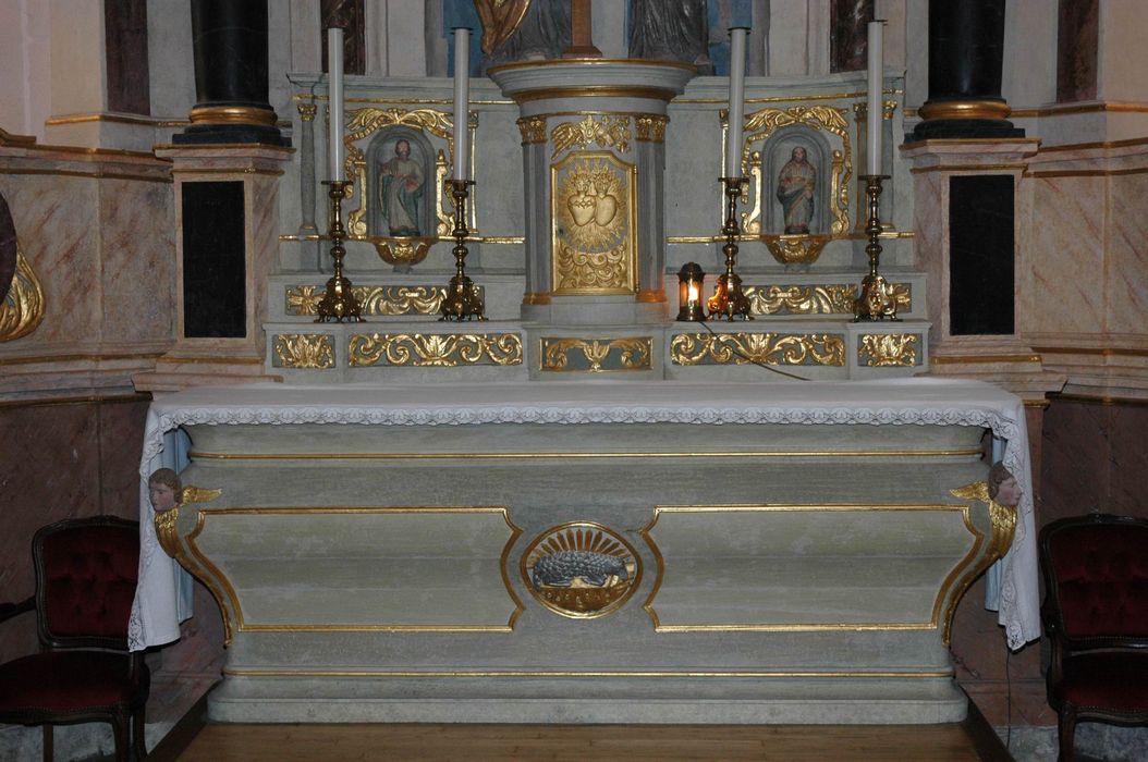 autel (maître-autel), retable - © Ministère de la Culture (France), Conservation des antiquités et des objets d’art du Morbihan – Tous droits réservés