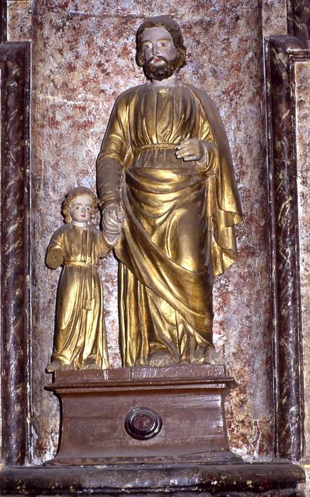 groupe sculpté : Saint Joseph et l'Enfant Jésus - © Ministère de la Culture (France), Conservation des antiquités et des objets d’art du Morbihan – Tous droits réservés