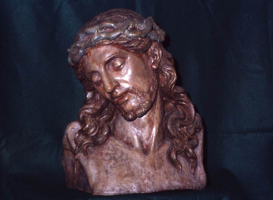 fragment de statue : Tête de Christ - © Ministère de la Culture (France), Conservation des antiquités et des objets d’art du Morbihan – Tous droits réservés