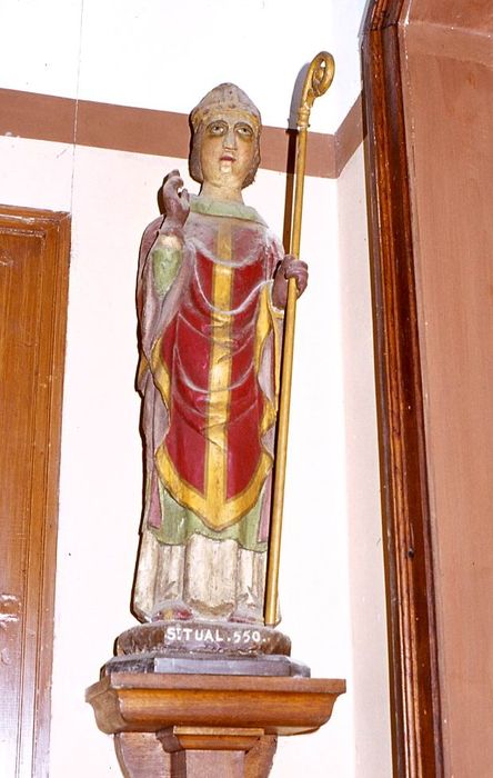 statue : Saint Tual - © Ministère de la Culture (France), Conservation des antiquités et des objets d’art du Morbihan – Tous droits réservés