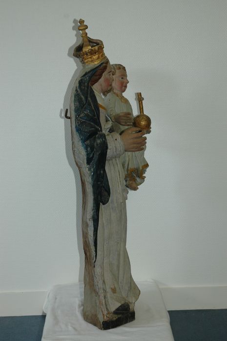 statue : Vierge à l'Enfant - © Ministère de la Culture (France), Conservation des antiquités et des objets d’art du Morbihan – Tous droits réservés