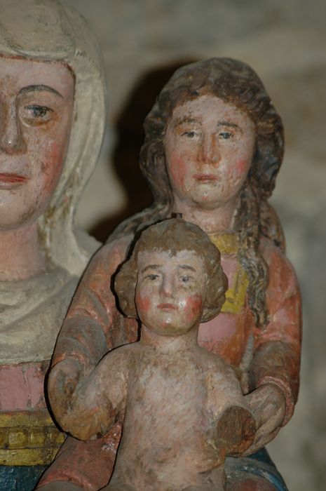 statue : Sainte Anne, la Vierge et l'Enfant