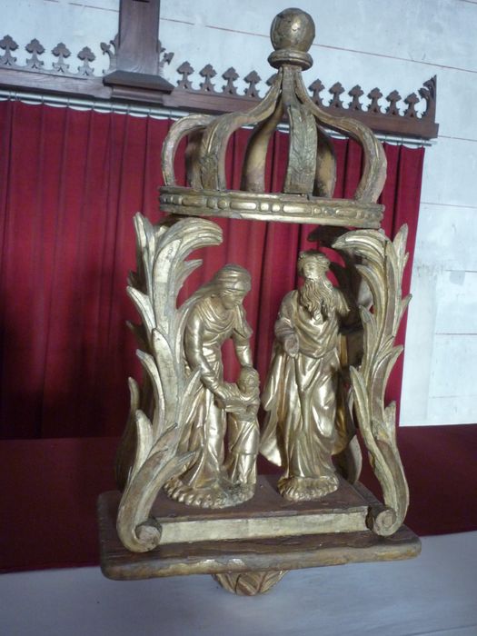 élément de bâton de procession avec groupe sculpté : Saint Joachim, sainte Anne et la Vierge