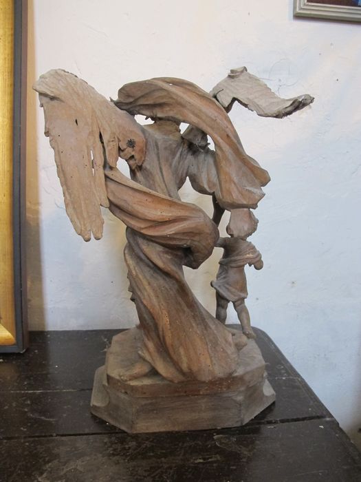 groupe sculpté : l'Ange gardien et l'enfant, revers - © Ministère de la Culture (France), Conservation des antiquités et des objets d’art de la Nièvre – Tous droits réservés 