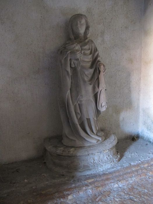 statue : Vierge à l'Enfant