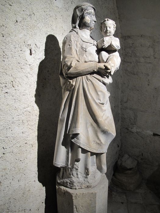 statue : Vierge à l'Enfant