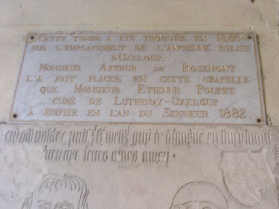 dalle funéraire de Guy de Digoine, seigneur d'Uxeloup et de sa femme, détail