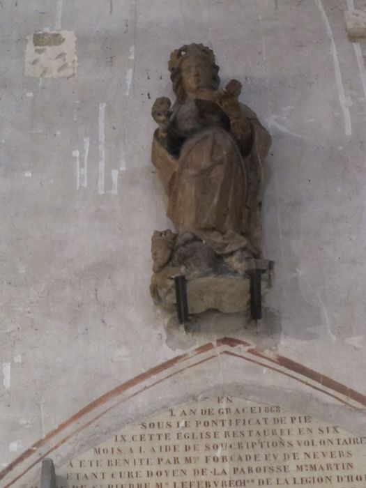 statue : sainte Catherine